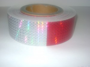 FRANCISCO CABRERA Anuncios de arte, joyas, cosas valiosas en Recoleta |  HUINCHA REFLECTANTE 5 MM. ANCHO BICOLOR ROLLO 30 MTS. $ 30.000 MAS IVA, HUINCHA REFLECTANTE 60 CMS. ANCHO PARA SE&Ntilde;ALETICA VIAL Y OTROS $ 20.000 MT.