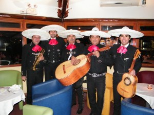 Mariachi Chile Mexico Anuncios de arte, joyas, cosas valiosas en Maip&uacute; |  Reserva tu serenata con Mariachis Chile Mexico 7279788, Mariachis, Charros, serenatas, rancheras... a domicilio..!!