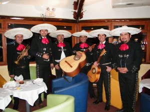 Mariachi Chile Mexico Anuncios de arte, joyas, cosas valiosas en Recoleta |  Serenatas con sabor a chile..!! 7279788, www.serenata.cl mariachis a domicilio