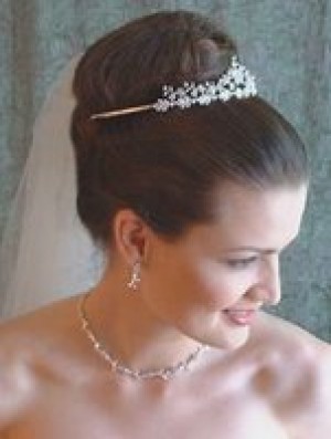 candida Anuncios de arte, joyas, cosas valiosas en &Ntilde;u&ntilde;oa |  Tiaras, peinetas y tocados para novias, strass y cristales