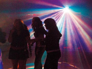  Anuncios de arte, joyas, cosas valiosas en Santiago |  DISCO PEQUES A DOMICILIO, AUDIO DJ ,LUCES (F-5161429, ARRIENDO TACA TACAS. MESAS DE PING PONG, AUDIO,,LUCES DJS 